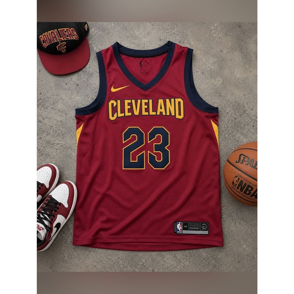 Nike LeBron James #23 Cleveland Cavaliers NBA Jersey Men’s Medium 44